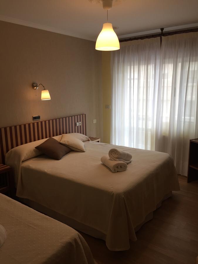 Hotel Villa De 리바데오 외부 사진